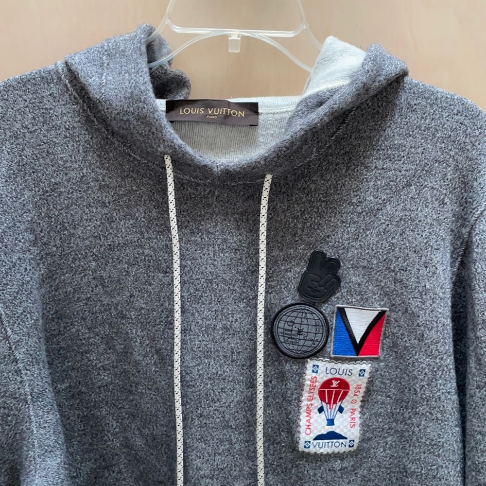 Louis Vuitton hoodie - Picture 1 of 10